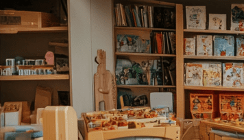 Czy w przedszkolu Montessori są zabawki?